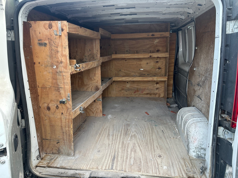 Fourgon utilitaire Renault Trafic - no clutch*: photos 6