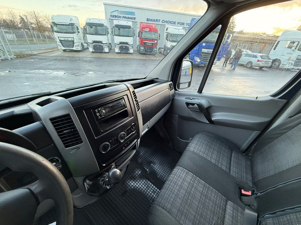 Fourgon Mercedes-Benz Sprinter 314CDi: photos 10