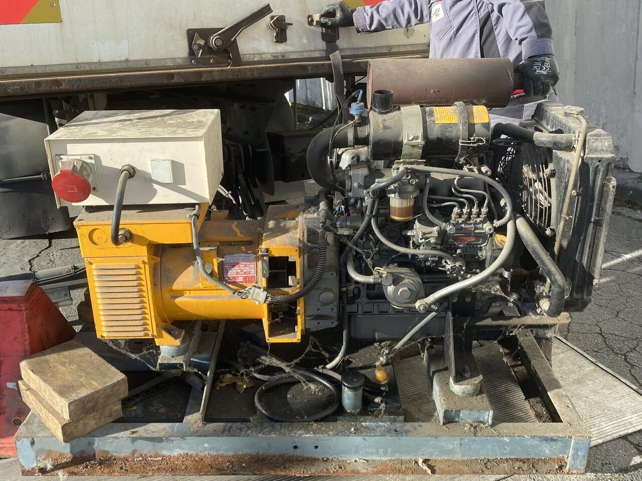 Groupe électrogène Yanmar 30 kva: photos 1