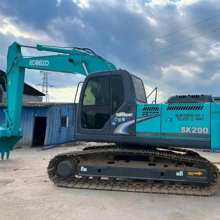 Pelle Second Hand Excavators Used Crawler Good Condition Excavator Excavator Used Kobelco Sk200-8 for Sale Kobelco 200: photos 1