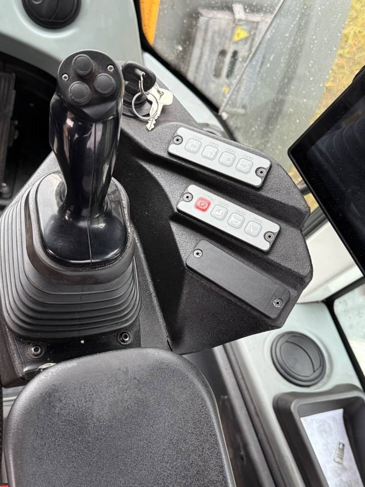 Chargeuse sur pneus Liebherr L 566 X POWER: photos 11