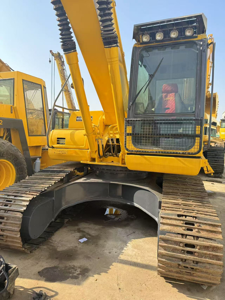 Pelle sur chenille KOMATSU PC200-8: photos 7