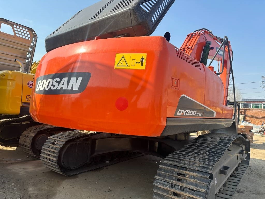 Pelle sur chenille Doosan DX 300: photos 7