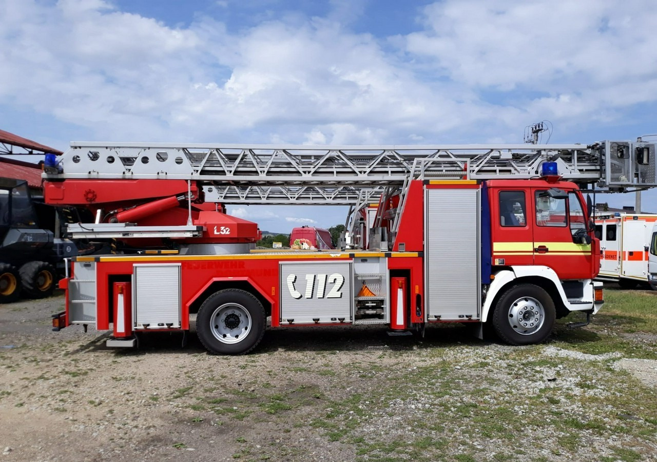 Crédit-bail  MAN L 2000 MAN 15,280 Straż pożarna drabina Strażacka zwyżka 32m Metz Model 20 MAN L 2000 MAN 15,280 Straż pożarna drabina Strażacka zwyżka 32m Metz Model 20: photos 8