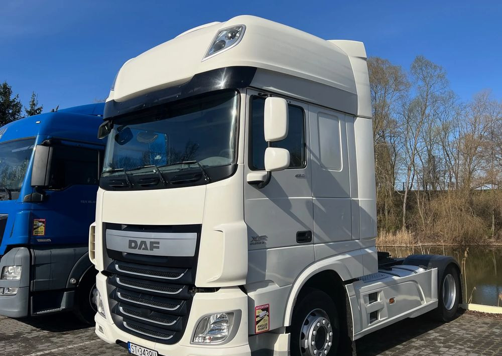 Tracteur routier DAF XF460: photos 1