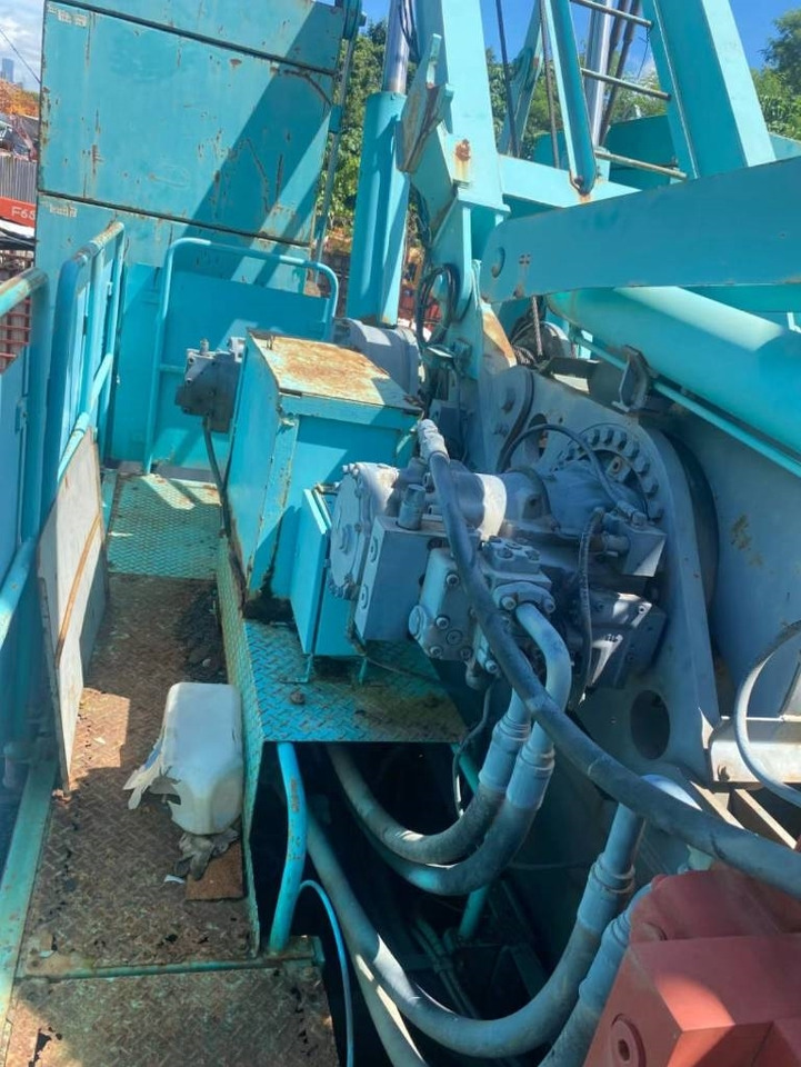 Grue sur chenilles Kobelco CKE 2500: photos 18