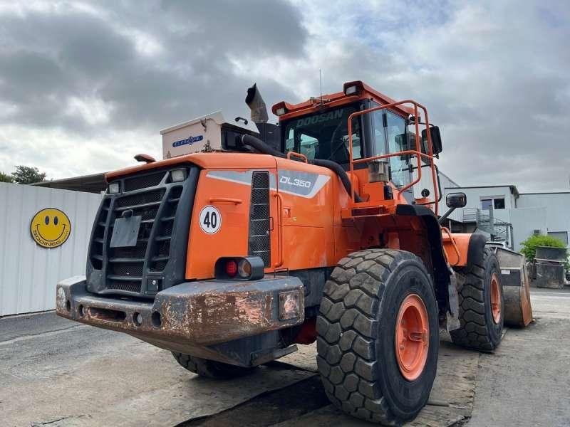 Chargeuse sur pneus Doosan DL350-5: photos 6