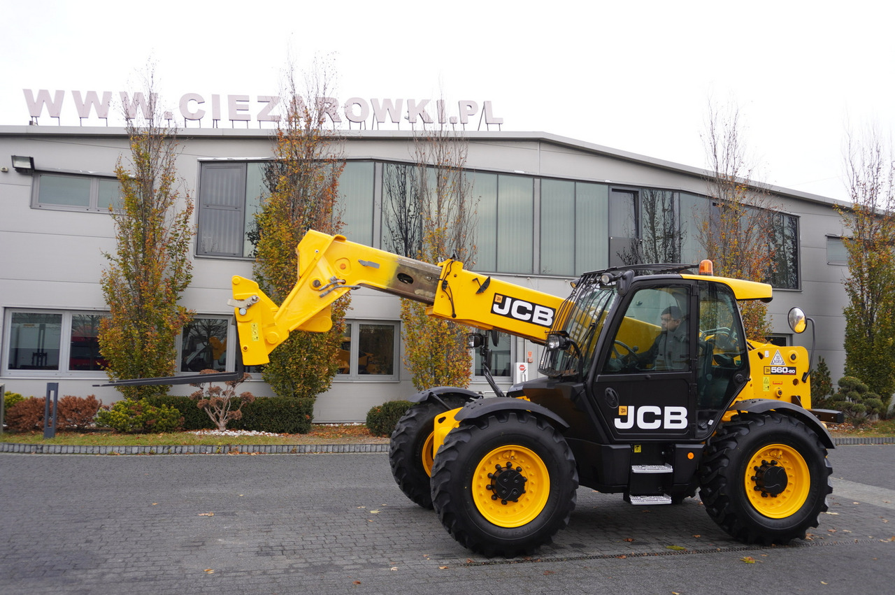 Chargeuse sur pneus JCB 560-80 / 6 ton lifting capacity / power 146 HP: photos 7