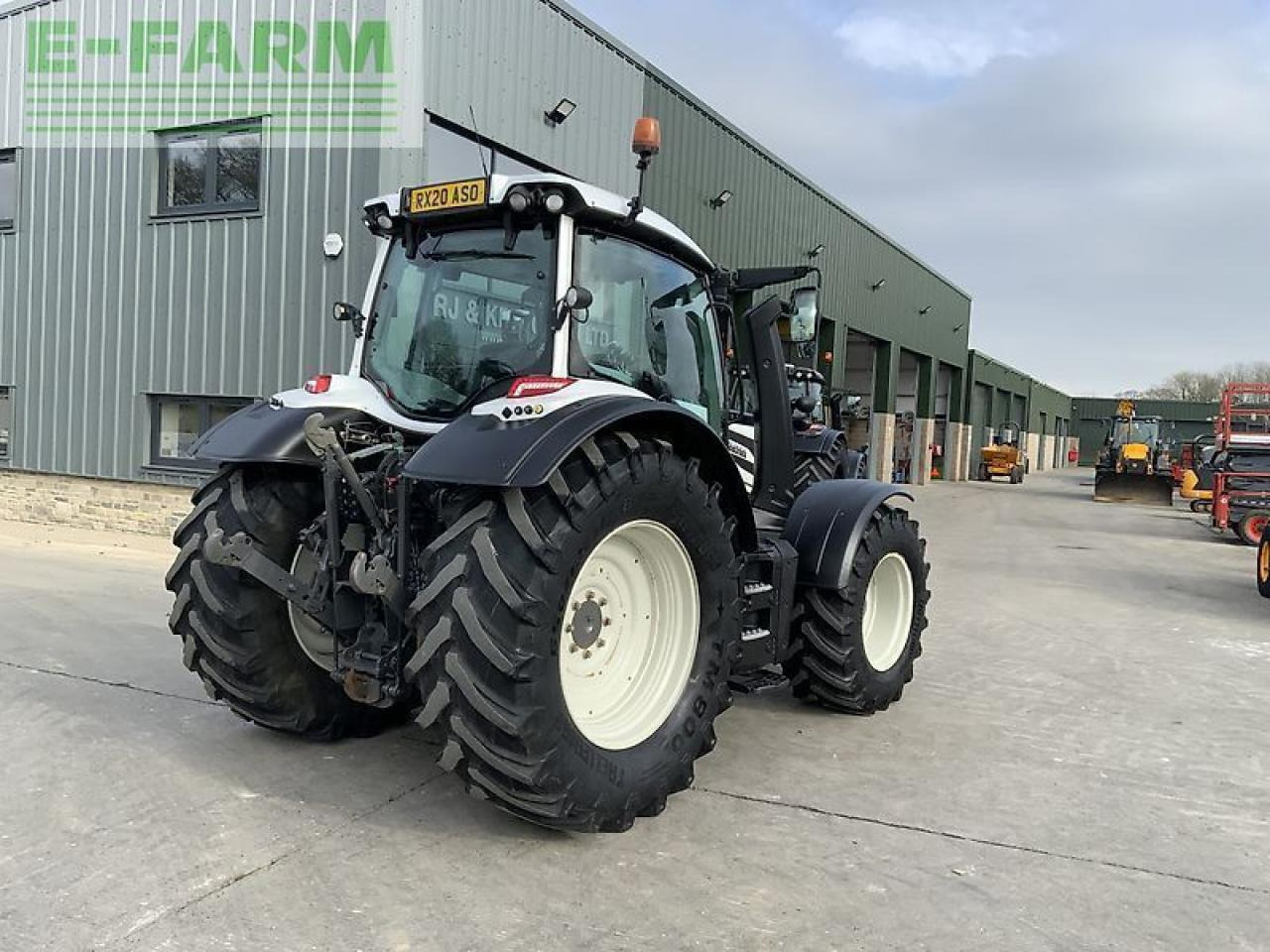 Tracteur agricole Valtra n154 active tractor (st22245): photos 7