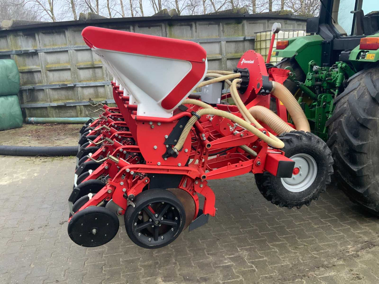 Semoir/ Planteuse Kverneland Optima Rigid  HD-II e-drive: photos 6