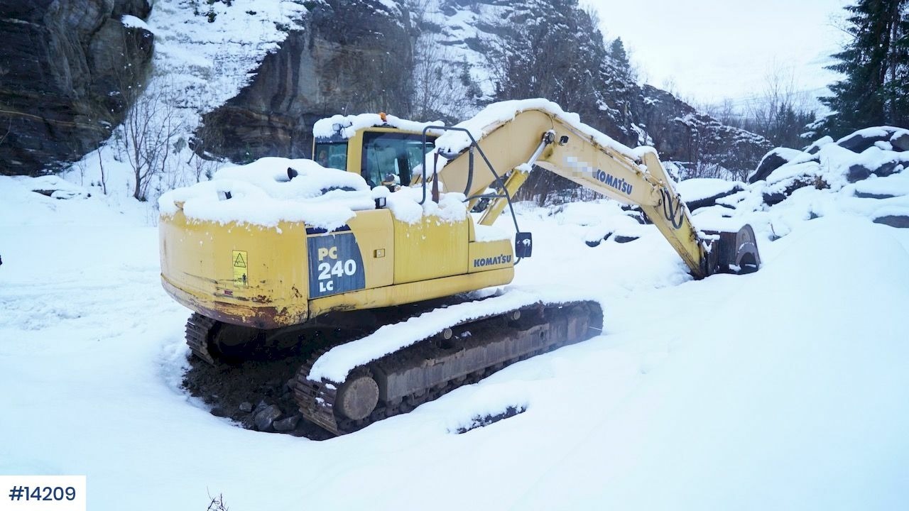 Pelle Komatsu PC240LC-8: photos 7