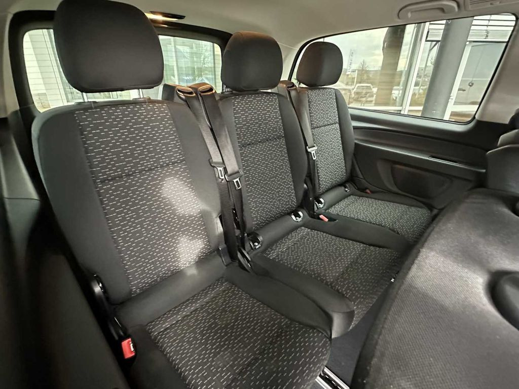 Voiture Mercedes-Benz Vito 116 CDI Tourer Pro 9Sitze 2xKlima Audio40: photos 8