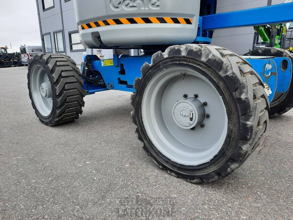 Nacelle articulée Genie Z-51/30J RT 4x4 Kuukulkija: photos 18