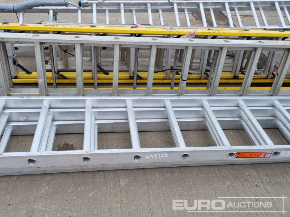 Matériel de chantier Ladders (5 of), Roofing Ladders (2 of): photos 20