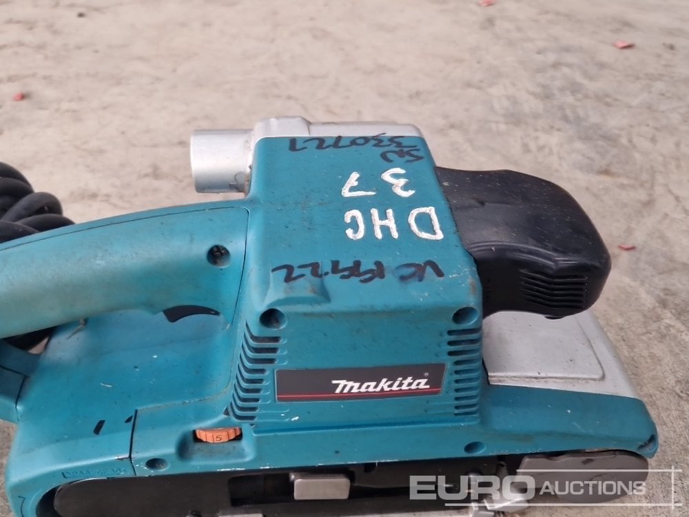 Matériel de chantier Makita 9404 240 Volt Belt Sander: photos 13